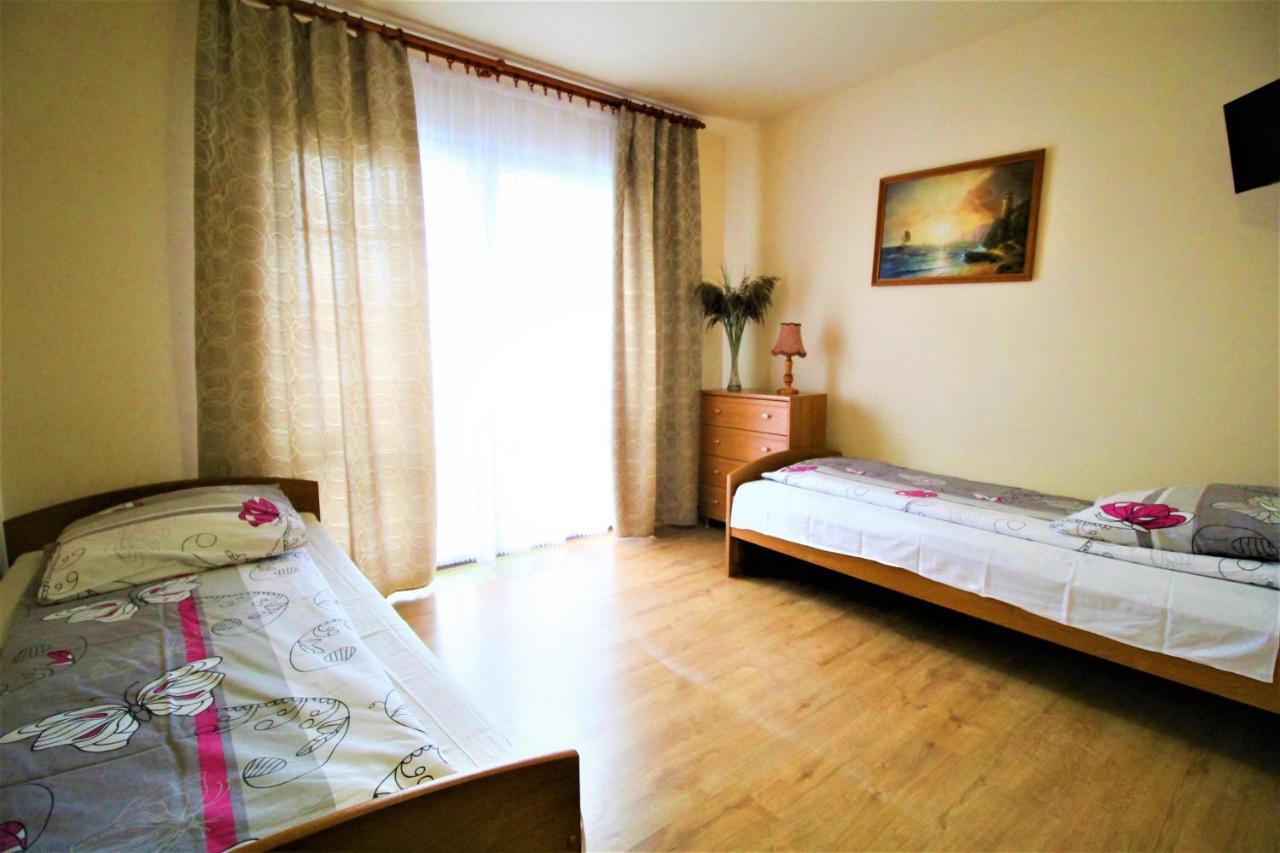 Michalek W Rowach Bed & Breakfast Rowy  Bagian luar foto